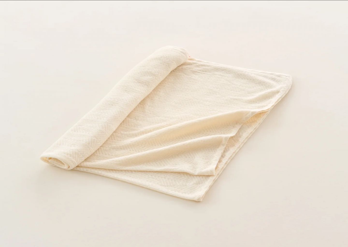 丝棉芭蕉纹针织毯